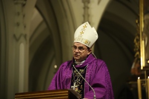 biskup robert chrząszcz